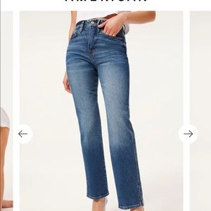 Good American straight leg blue jeans